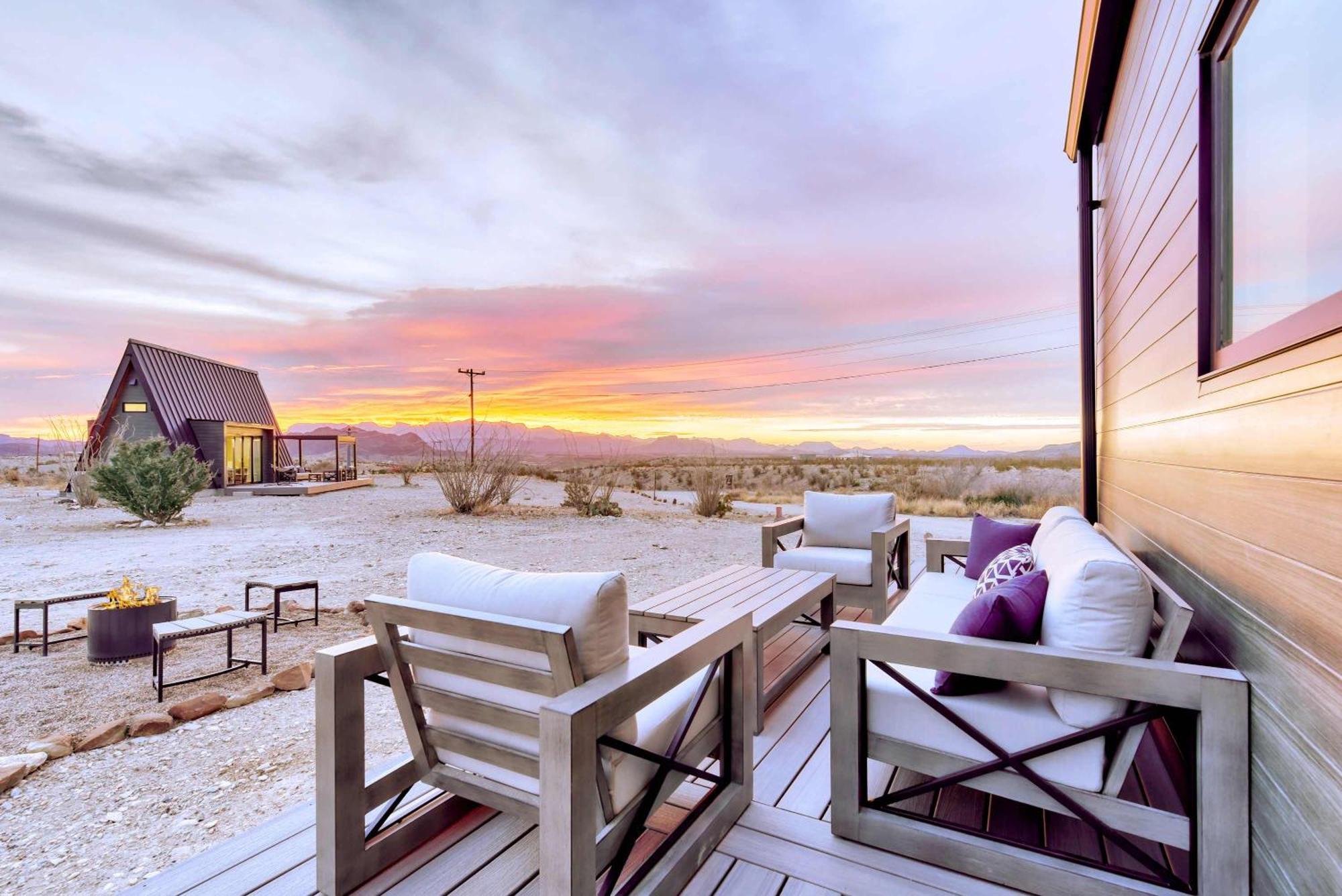 Stardust Luxury Cottage With Loft & A Great View Terlingua Kültér fotó