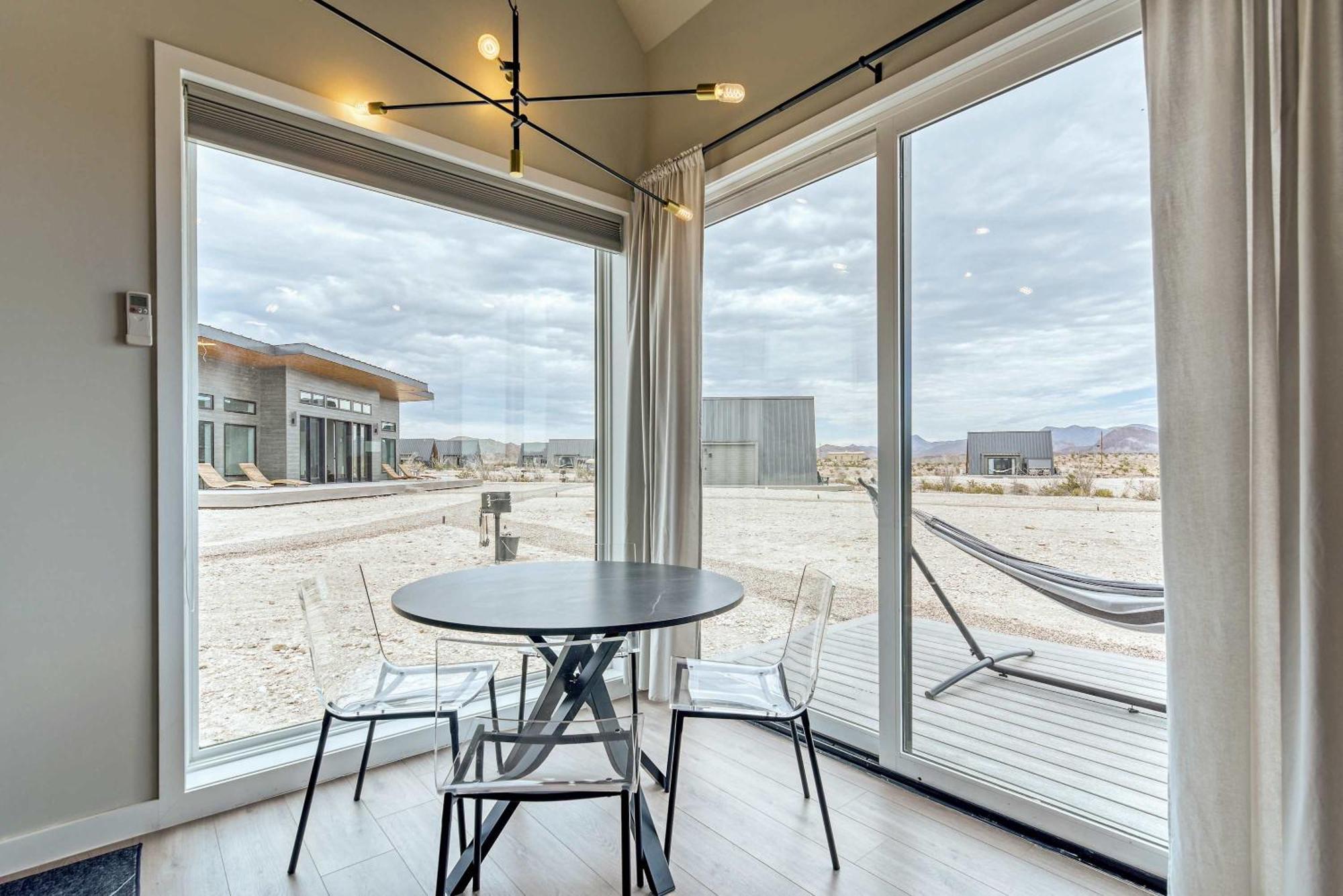 Stardust Luxury Cottage With Loft & A Great View Terlingua Kültér fotó